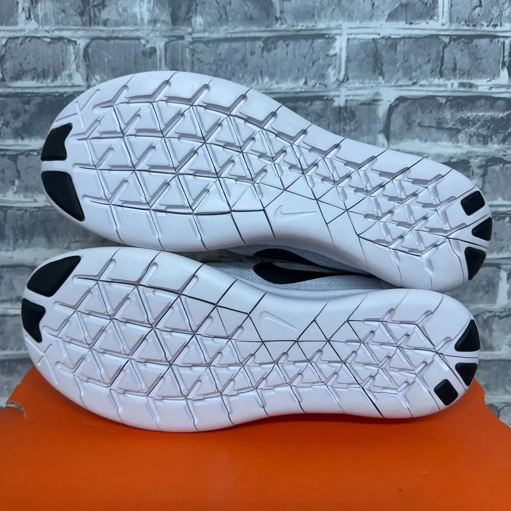 Nike Free RN 2017 White Black Pure Platinum Running 880840-101 Womens Size 8 New